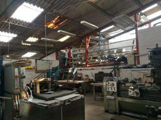 Foto 4 de VENTA BODEGA INDUSTRIAL ALTO IMPACTO, NORTE DE QUITO