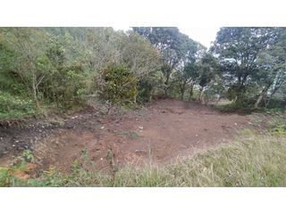 hermoso lote con acceso a charcos de agua natural
