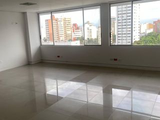 Foto 2 de oficina en venta en santa mónica residencial. Cod V11003