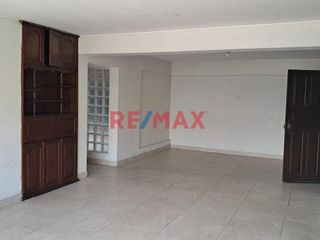 Foto 18 de Tenga la oportunidad de comprar un 2do. piso con 3 departamentos independientes que lo puede independizar o vivir con toda su familia en una zona cent