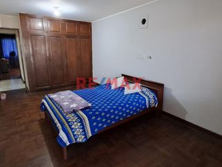 Foto 11 de Tenga la oportunidad de comprar un 2do. piso con 3 departamentos independientes que lo puede independizar o vivir con toda su familia en una zona cent