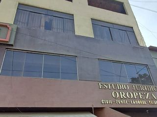 Foto 1 de Tenga la oportunidad de comprar un 2do. piso con 3 departamentos independientes que lo puede independizar o vivir con toda su familia en una zona cent