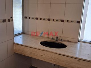 Foto 10 de Tenga la oportunidad de comprar un 2do. piso con 3 departamentos independientes que lo puede independizar o vivir con toda su familia en una zona cent