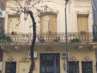 Casa en alquiler - 3 Dormitorios 3 Baños - 180Mts2 - Palermo