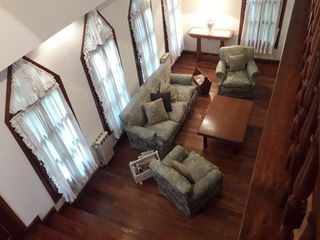 Foto 12 de Excelente chalet de 6 ambientes en Andrade y Rejon