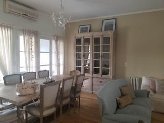 Foto 9 de Hermosa Casa de Estilo Americano - Alamo Alto