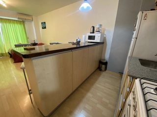 AV. LACROZE 3100, VENTA AMB Y MEDIO