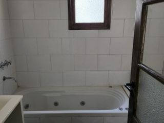 ORO 2100, ALQUILER PH EN ALQUILER
