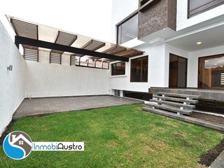 Foto 20 de Venta de Casa con Acabados de Lujo en Challuabamba