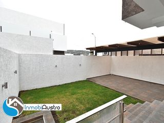 Foto 22 de Venta de Casa con Acabados de Lujo en Challuabamba