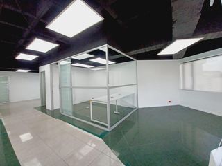 Republica de el Salvador, Oficina en Renta, 115m2, 7 ambientes
