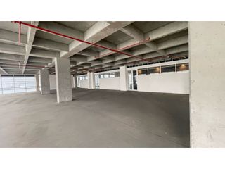 Foto 5 de Se arrienda Oficina de 1672 M2 en obra blanca