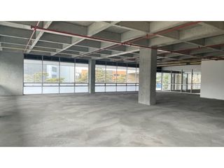 Foto 21 de Se arrienda Oficina de 1672 M2 en obra blanca