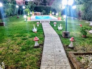 Foto 8 de VENTA CASA EN OLIVEROS CON PARQUE Y PILETA