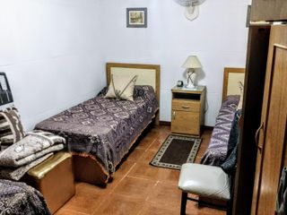 Foto 7 de VENTA CASA EN OLIVEROS CON PARQUE Y PILETA