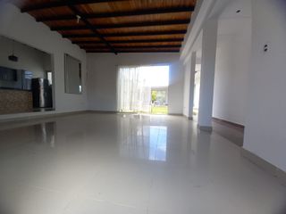 Foto 3 de casa en arriendo en campestre brisas del corozal. Cod A13057