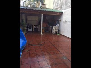 Foto 5 de Casa PH en venta en Lomas del Mirador
