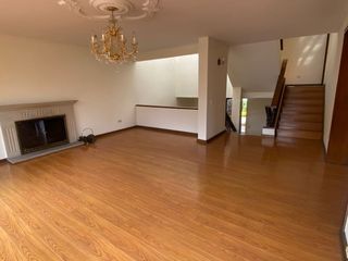 Foto 2 de casa en arriendo/venta en la calleja-usaquén. Cod A8408335