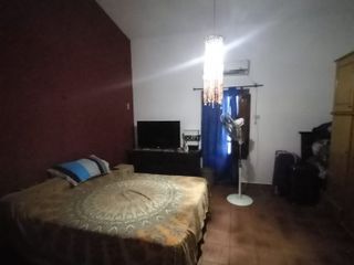 GRAN CASA 3 dormitorios con Patio y cochera Barrio Residencial Los Robles Â¡Disponible desde abril!