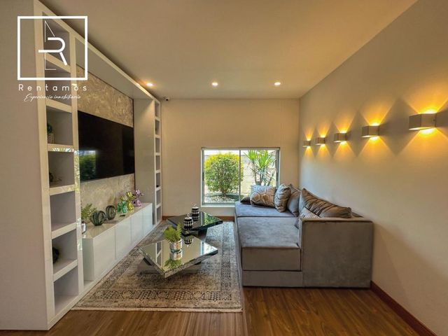 CASA en ARRIENDO en Envigado Intermedia