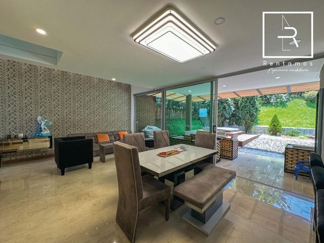 CASA en ARRIENDO en Envigado Intermedia