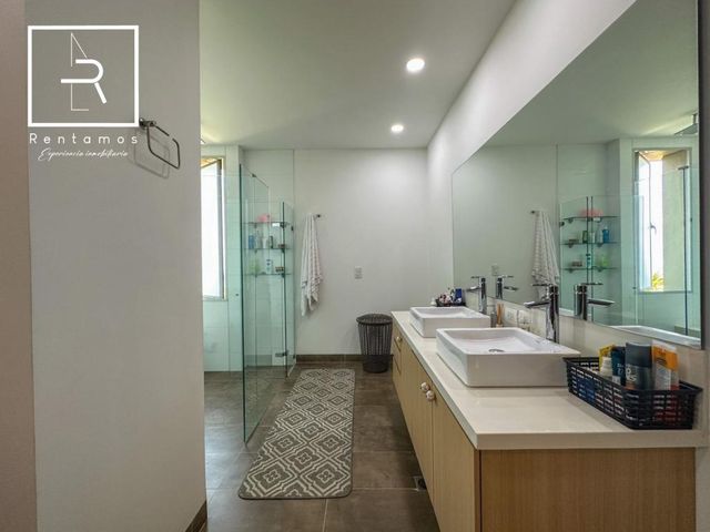 CASA en ARRIENDO en Envigado Intermedia