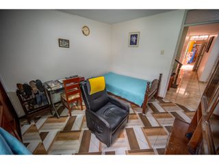 Foto 12 de VENDO CASA  EN URB. LOS JARDINES CERCA AL OPEN PLAZA - TRUJILLO