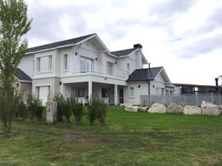 Foto 1 de Alquiler Increible Casa en Rumenco