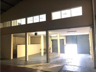 Foto 18 de Sector Inmaconsa, Vía a Daule Alquiler 1100 m² Bodega con Oficinas