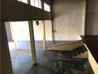 Foto 14 de Sector Inmaconsa, Vía a Daule Alquiler 1100 m² Bodega con Oficinas