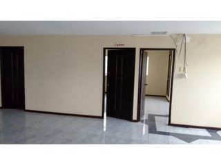 Foto 21 de Sector Inmaconsa, Vía a Daule Alquiler 1100 m² Bodega con Oficinas