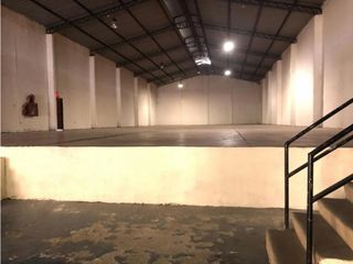 Foto 12 de Sector Inmaconsa, Vía a Daule Alquiler 1100 m² Bodega con Oficinas