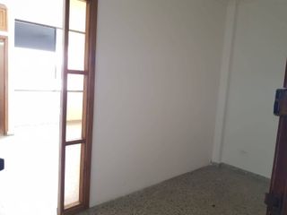 Foto 2 de OFICINA EN VENTA BARRIO CENTRO | 1254