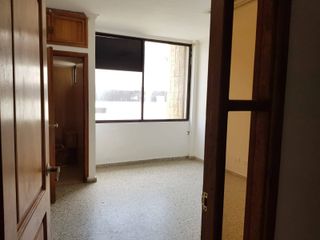 Foto 4 de OFICINA EN VENTA BARRIO CENTRO | 1254