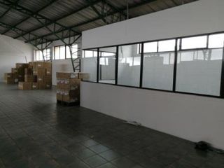 Foto 19 de ARRIENDO BODEGA INDUSTRIAL ALTO IMPACTO, NORTE DE QUITO.