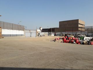 Foto 9 de Local En Alquiler X Av Tomas Valle Smp