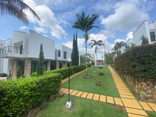 Foto 5 de casa condominio en venta en pance. Cod V1905