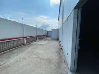 Foto 6 de Bodega en Alquiler Vía Samborondón