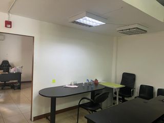Foto 2 de ALQUILER DE OFICINA URDESA CENTRAL   (AGE)