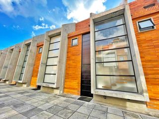 Foto 1 de CASA EN VENTA UBICADA EN EL SECTOR  LOS NEVADOS EN LA  CIUDAD DE BOGOTA CUNDINAMARCA