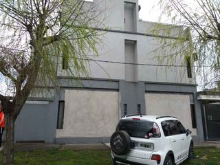 Foto 15 de Duplex en venta en La Plata