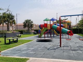 Foto 31 de Venta de Casa en Urb. Casa Laguna, cerca del Riocentro El Dorado, Vía a Samborondon.