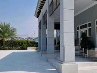 Foto 29 de Venta de Casa en Urb. Casa Laguna, cerca del Riocentro El Dorado, Vía a Samborondon.