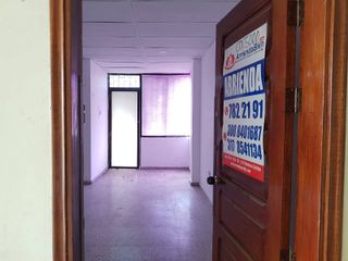 Foto 1 de OFICINA EN ARRIENDO BARRIO CENTRO | 5000
