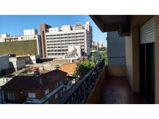 Foto 4 de VENDO DEPARTAMENTO 2 DORMITORIOS - Micro Centro Posadas