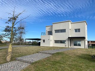 Foto 2 de Casa - El Canton - Islas
