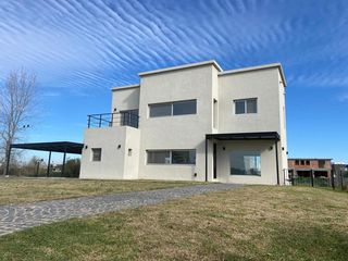 Foto 3 de Casa - El Canton - Islas