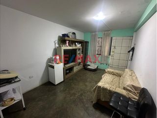 Foto 1 de SE VENDE PROPIEDAD DE 66M2, Ubicada en una zona estratégica del distrito de Comas
A pocos pasos del reconocido parque de SINCHI ROCA.

La propiedad