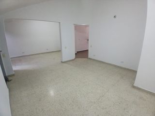 Foto 3 de apartamento en arriendo en urbanización la flora. Cod A6237