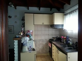 Foto 7 de CASA PH 3 AMBIENTES - QUILMES OESTE